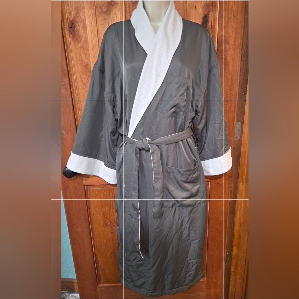 Claiborne Spa Sage Green Unisex Robe